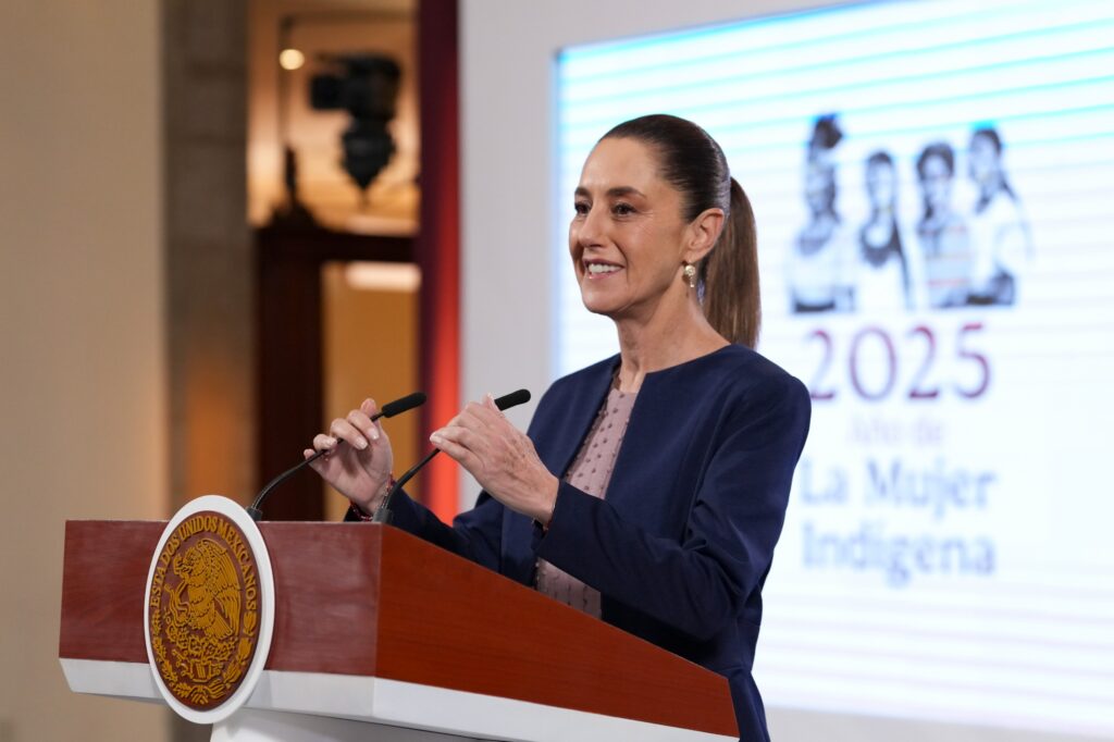 100925 CSP CONFERENCIA MATUTINA (1)