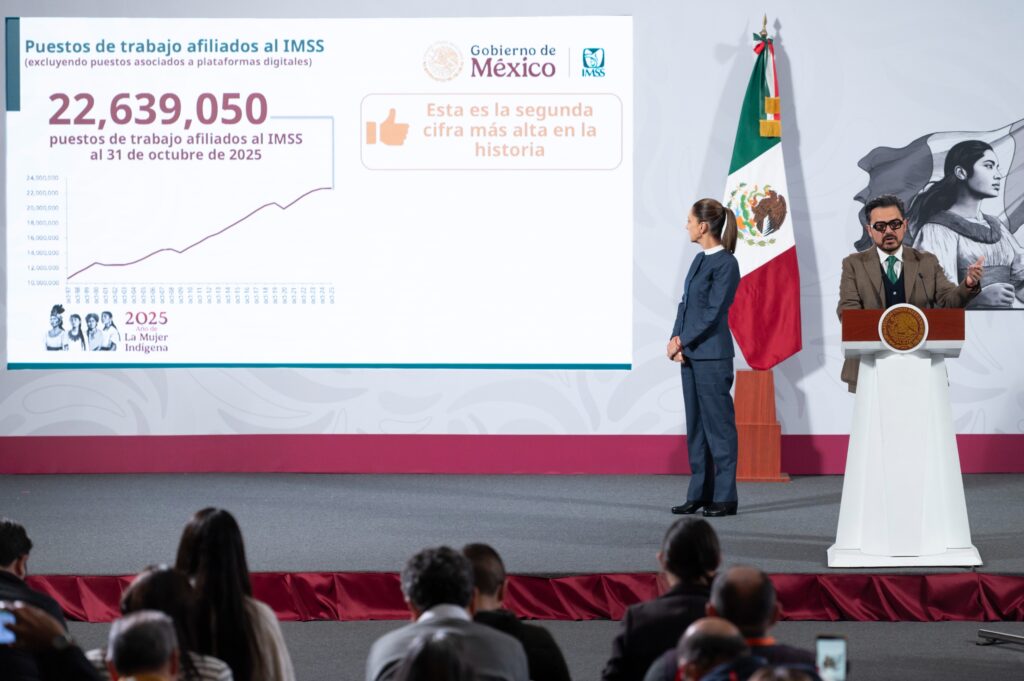 031125 CSP CONFERENCIA MATUTINA (3)