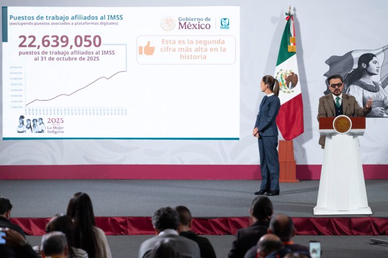 031125 CSP CONFERENCIA MATUTINA (3)